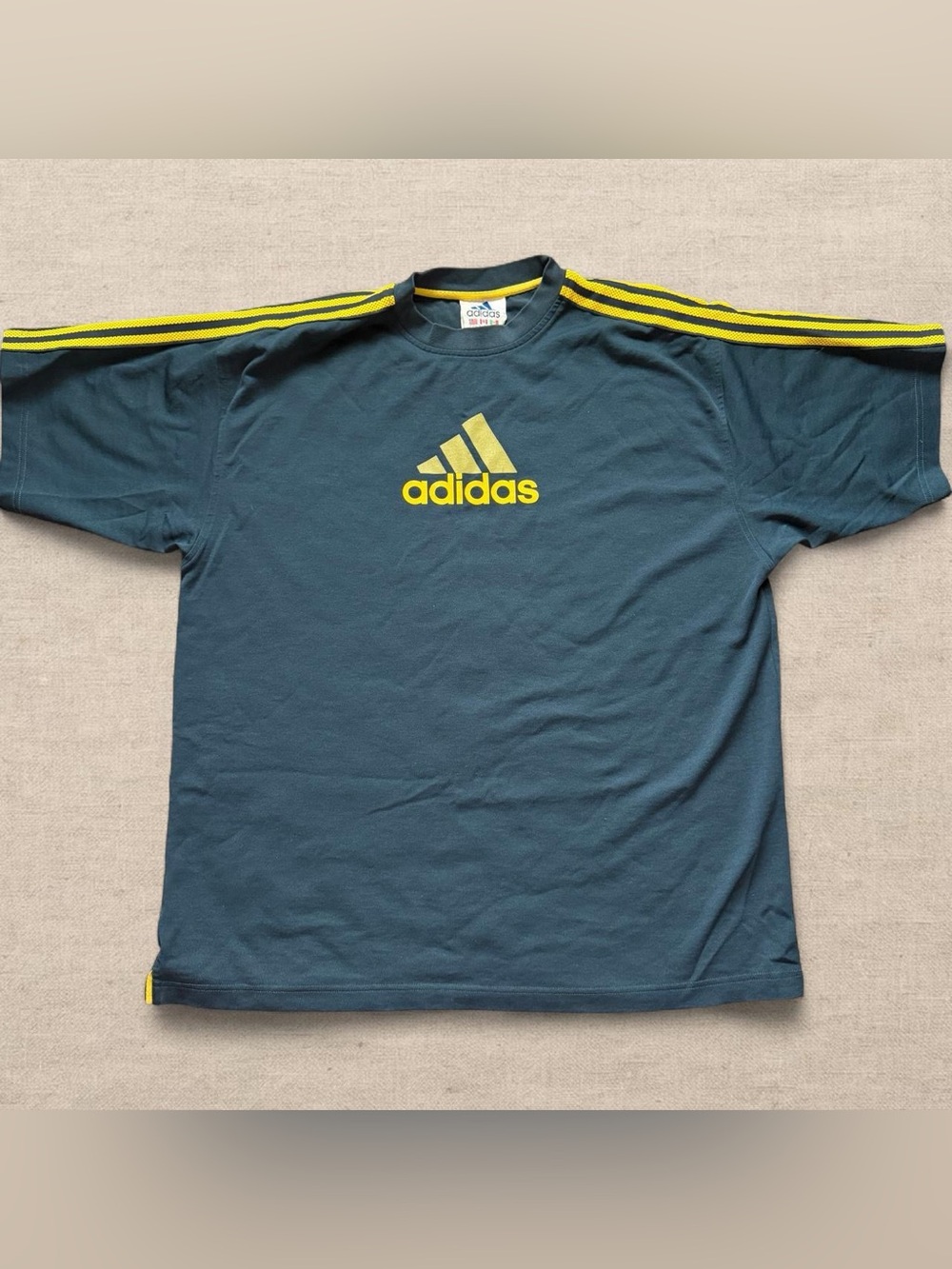 Vintage 90s Adidas 3 Stripe Heavy T-Shirt Mens Size Large Gray Yellow Logo